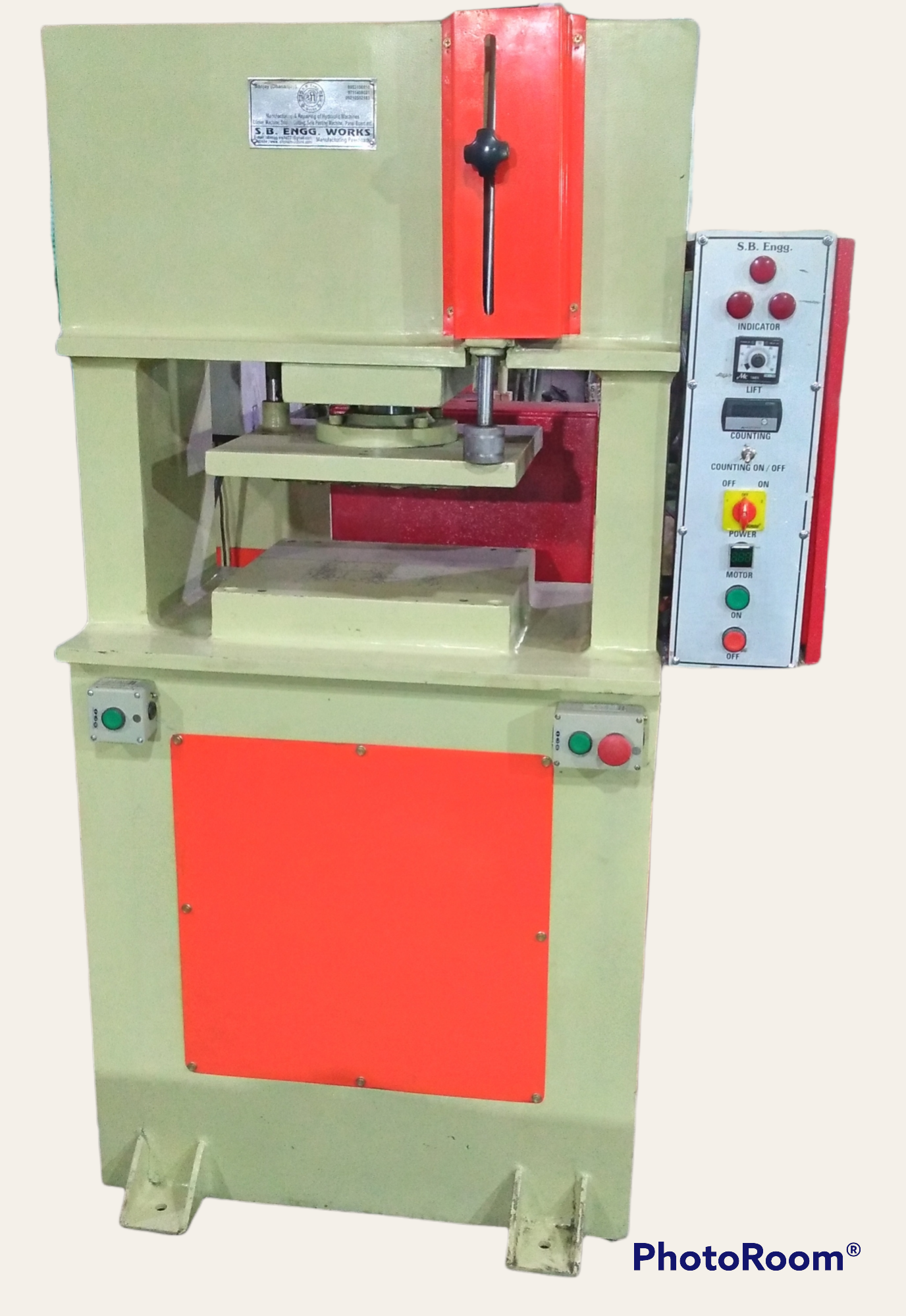 Footwear Sticker Cutting Machine technical view
